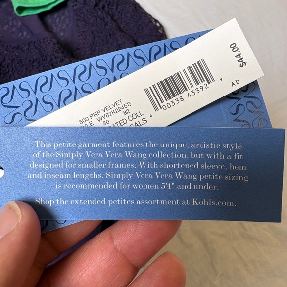 Simply Vera Vera Wang Purple Lace Yoke Flutter Sleeve Womens Top Size PM Petite - Picture 6 of 11